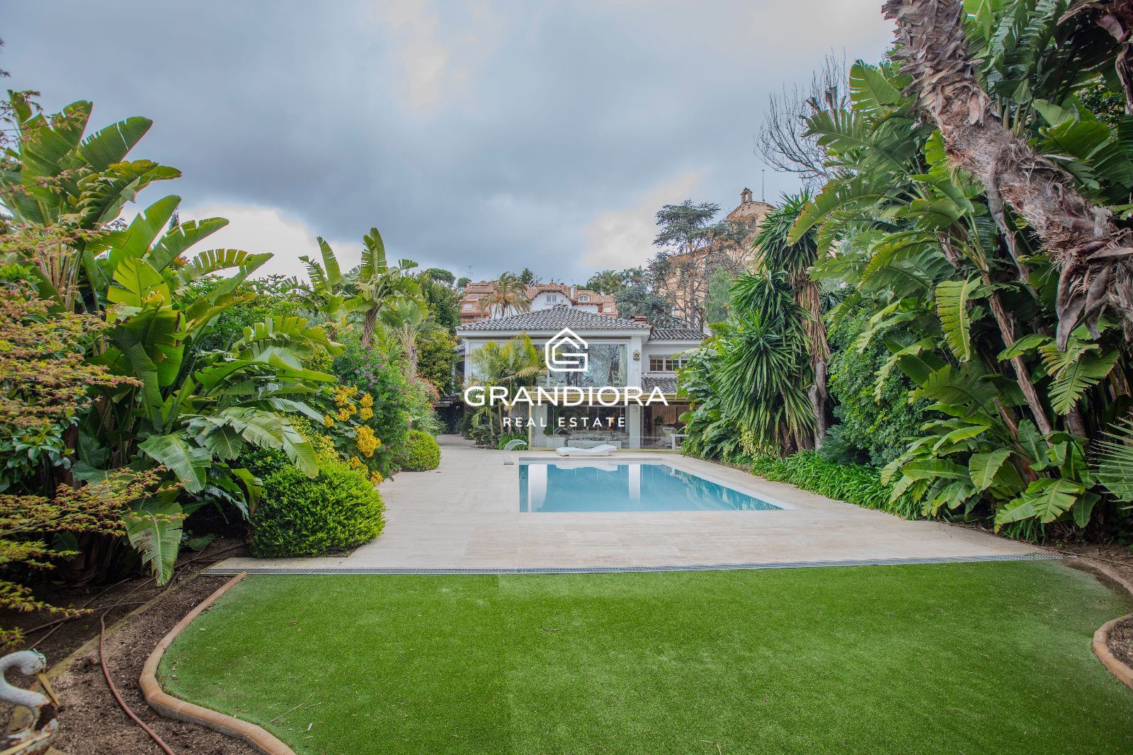 Villa de lujo con piscina y terreno en Sant Andreu de Llavaneres, Barcelona - Imagen 43