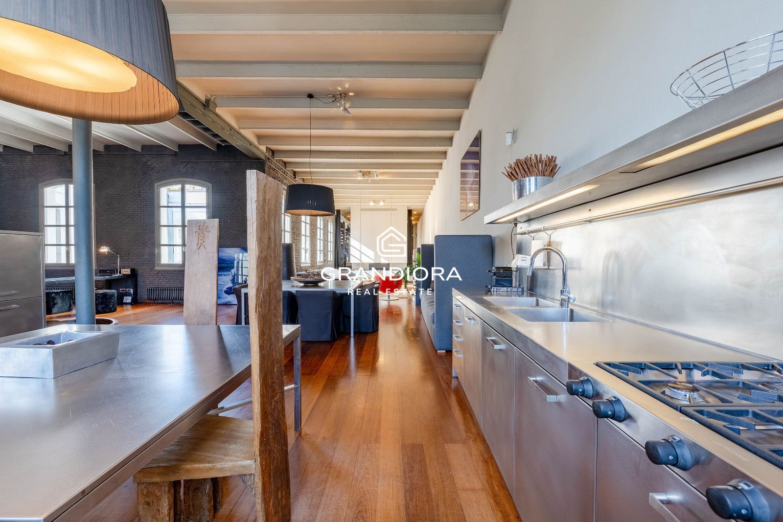 Penthouse Estilo Loft NY en el Passatge Sert: Un Escenario de Vanguardia e Historia en la Dreta de l’Eixample - Imagen 11
