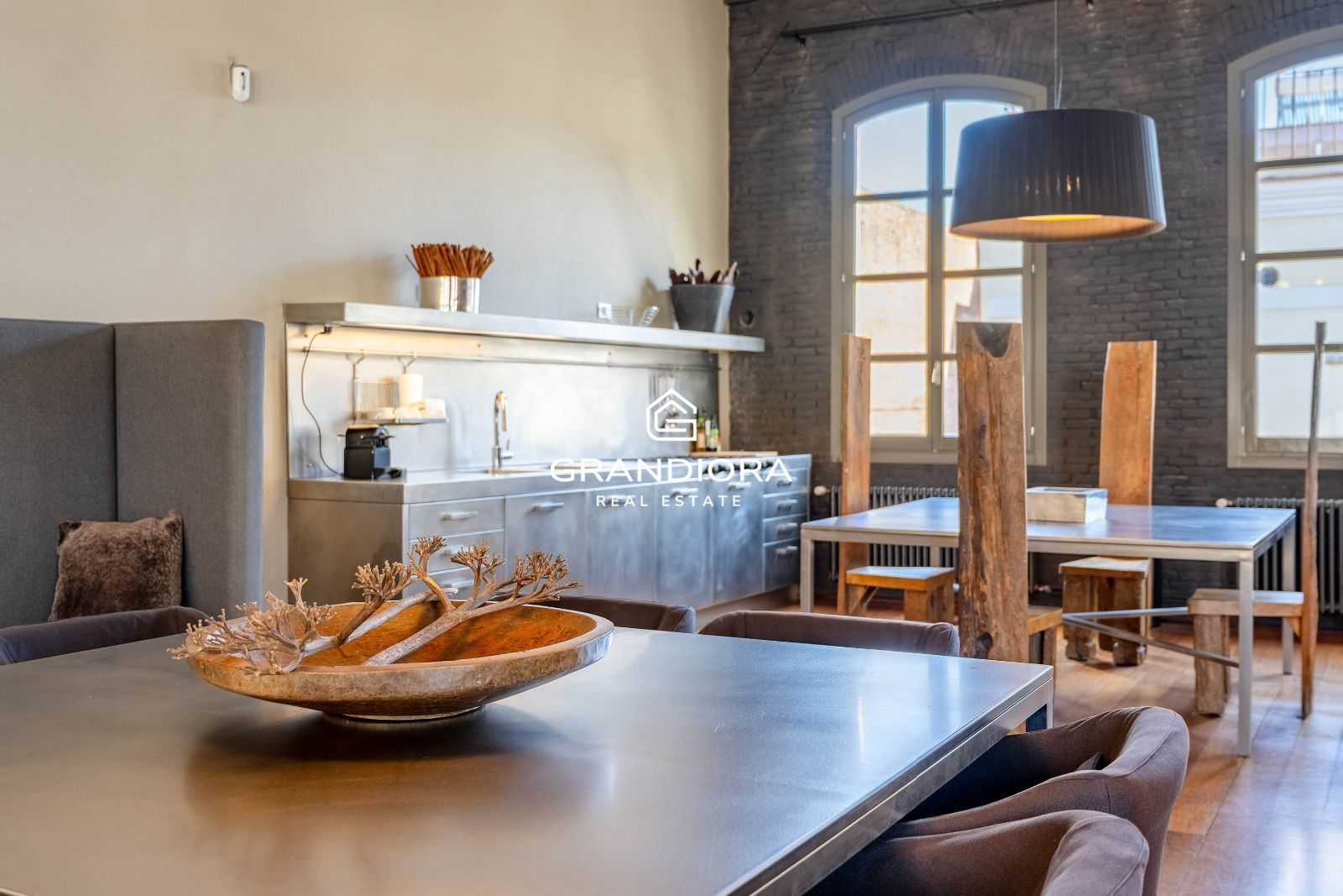 Penthouse Estilo Loft NY en el Passatge Sert: Un Escenario de Vanguardia e Historia en la Dreta de l’Eixample - Imagen 15