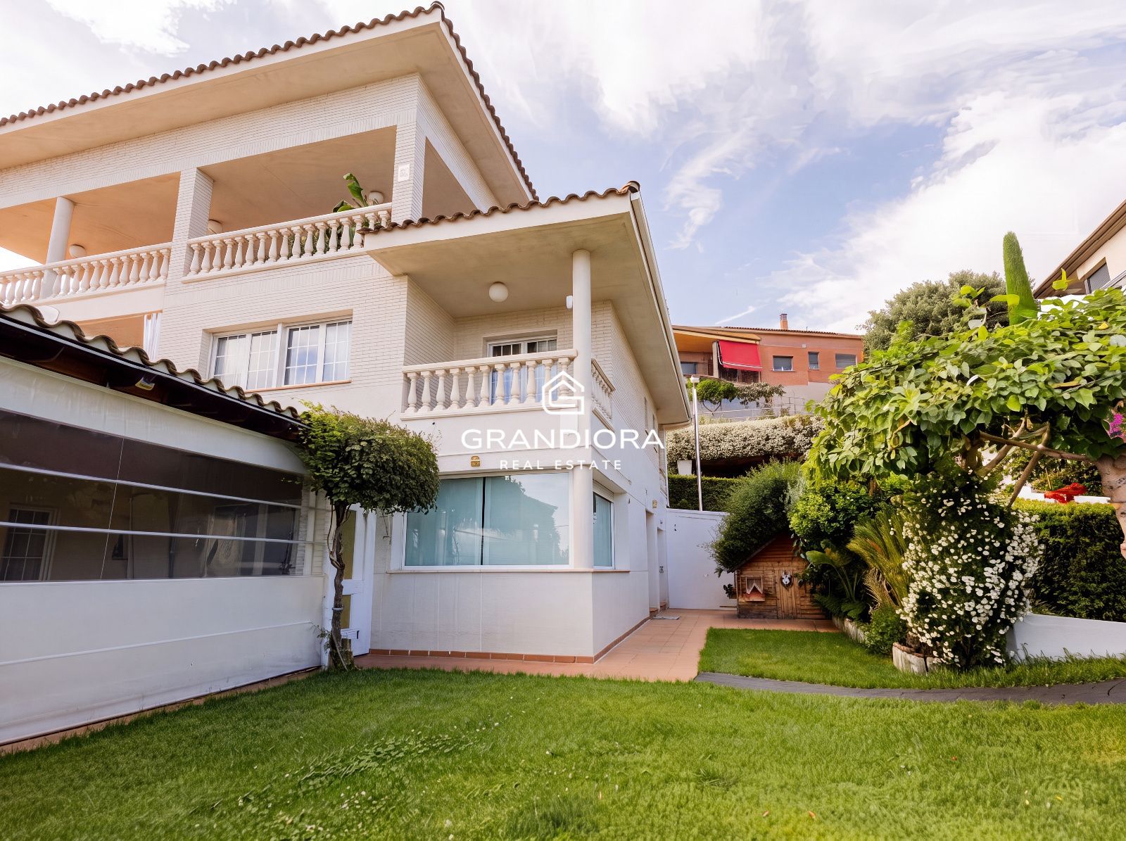 Exclusiva villa de lujo en Alella con espectaculares vistas al mar - Imagen 6