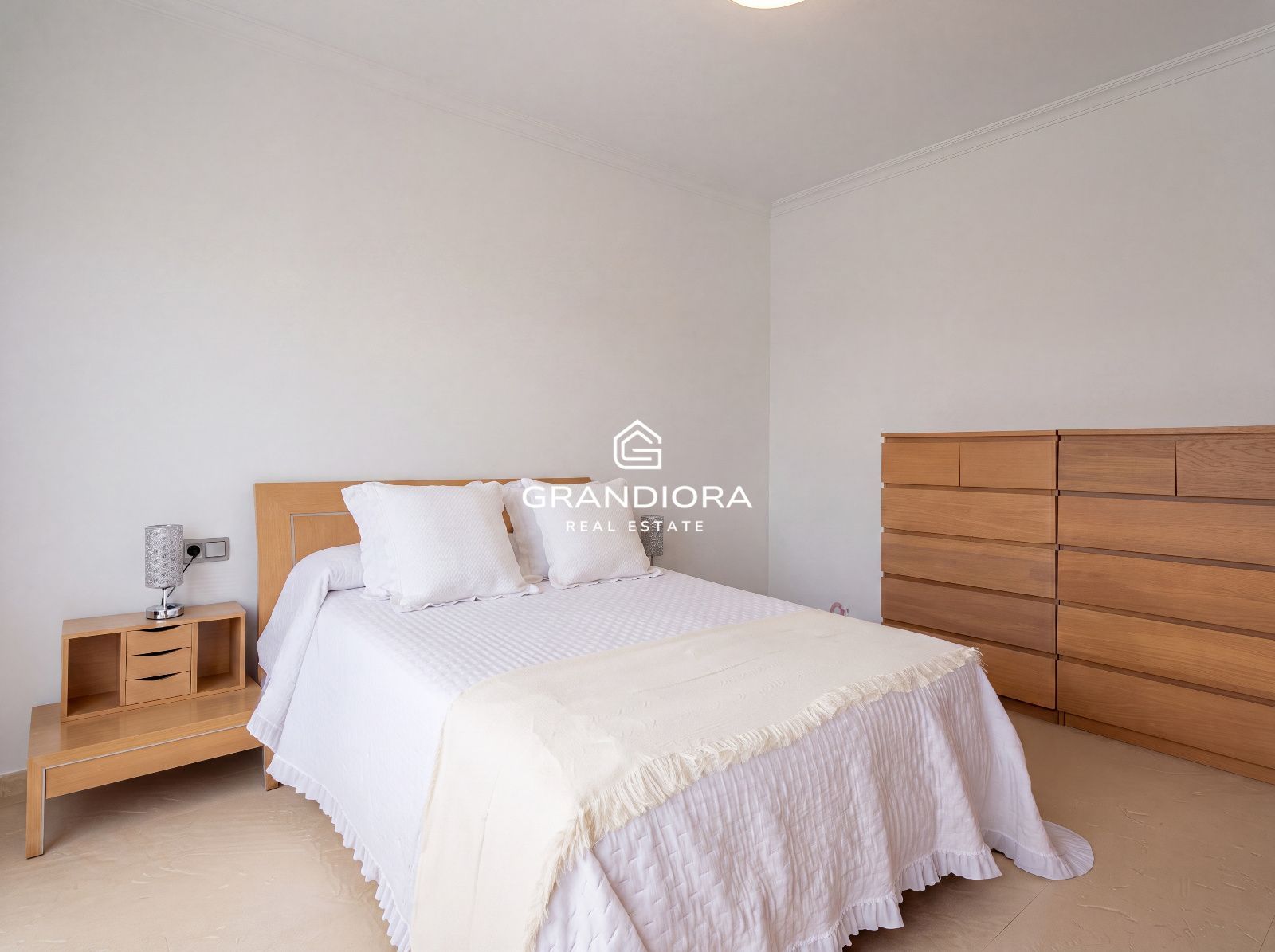 Exclusiva villa de lujo en Alella con espectaculares vistas al mar - Imagen 13