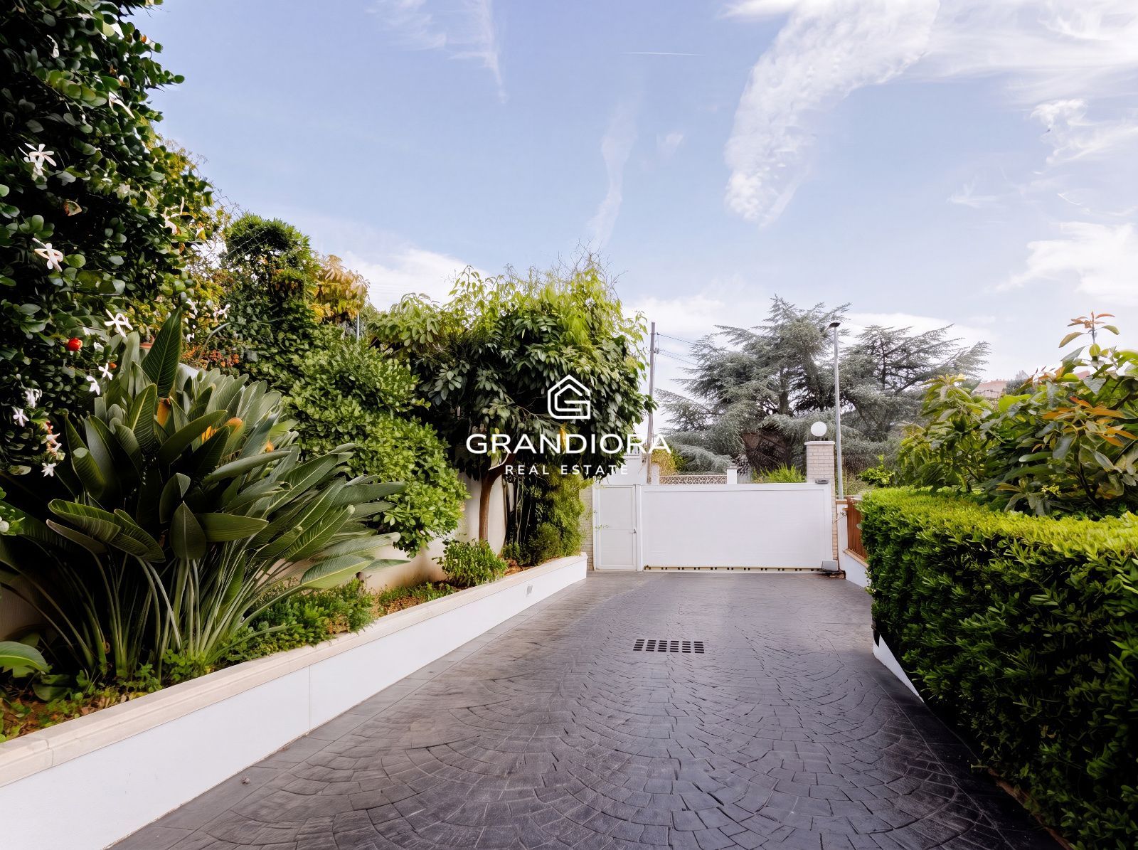 Exclusiva villa de lujo en Alella con espectaculares vistas al mar - Imagen 19
