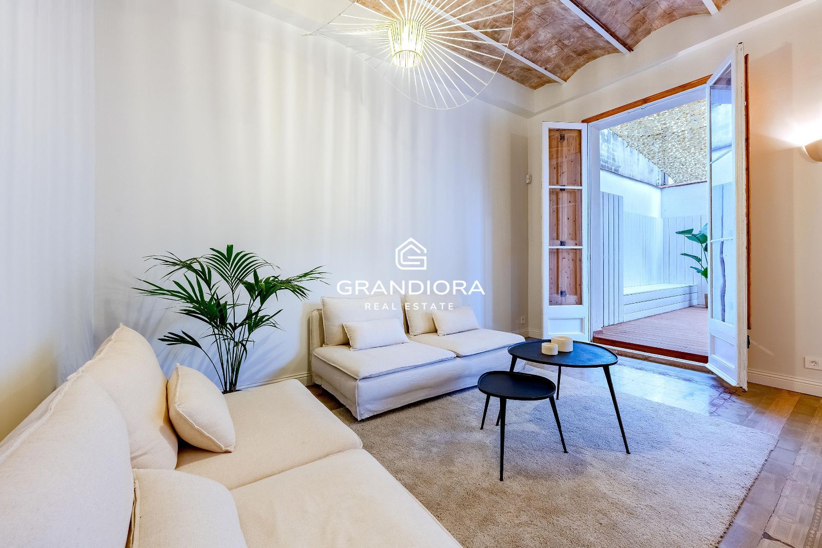 Piso reformado con terraza en la mejor zona de Eixample - Imagen 17