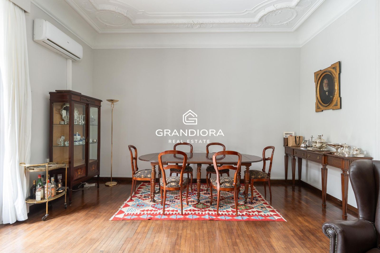 Exclusiva vivienda con carácter clásico en la Diagonal - Imagen 20