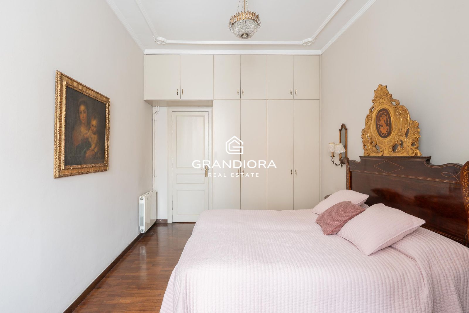 Exclusiva vivienda con carácter clásico en la Diagonal - Imagen 29