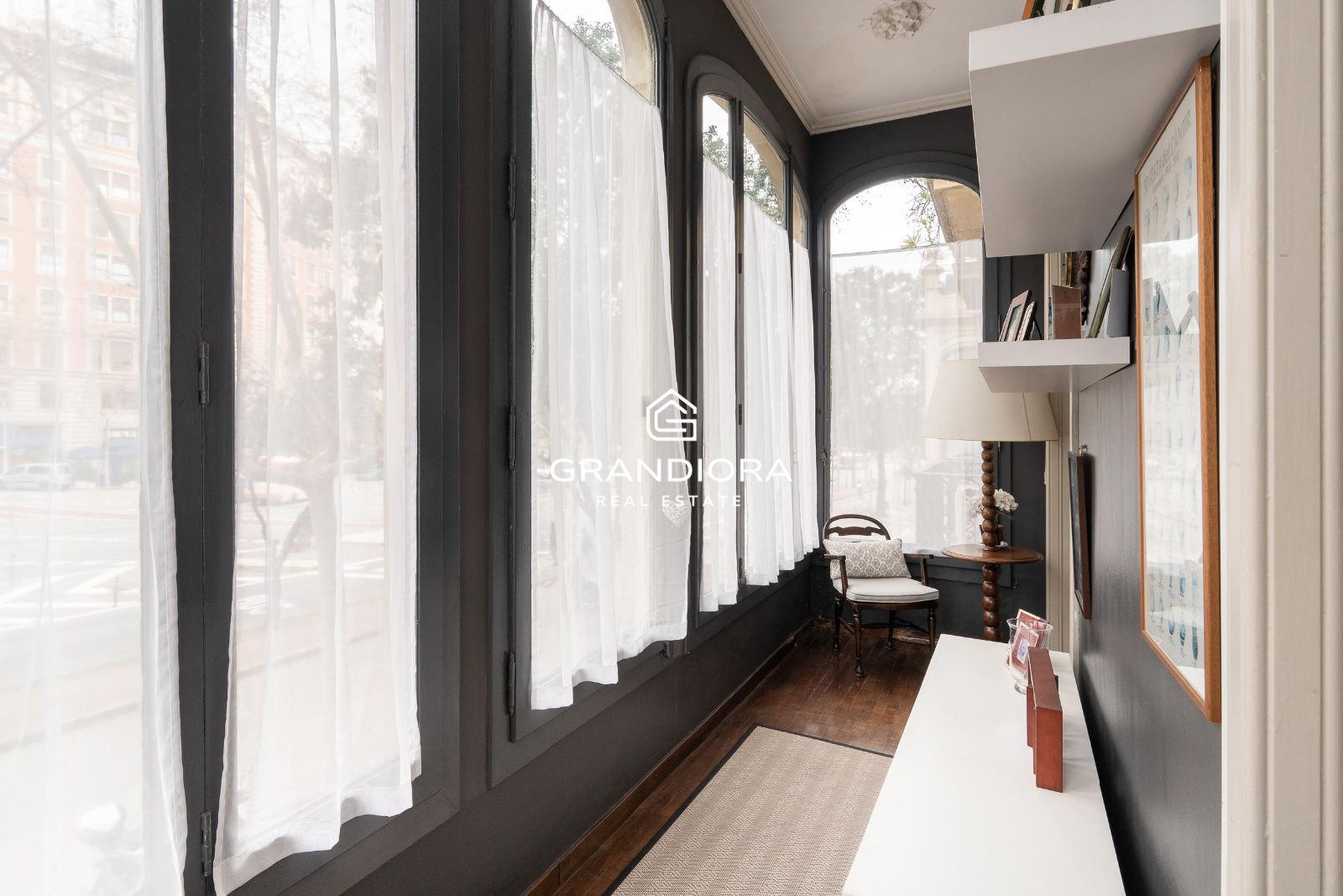 Exclusiva vivienda con carácter clásico en la Diagonal - Imagen 33