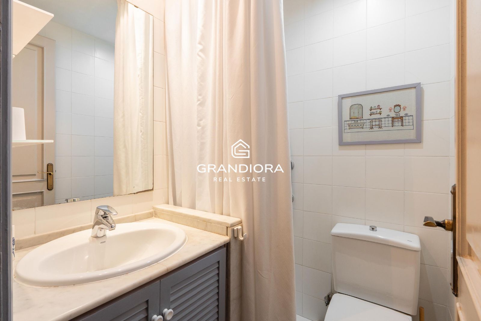 Exclusiva vivienda con carácter clásico en la Diagonal - Imagen 36