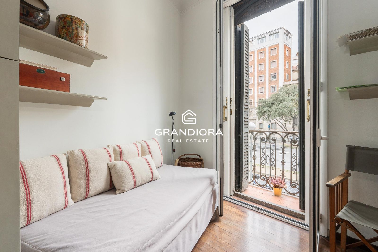 Exclusiva vivienda con carácter clásico en la Diagonal - Imagen 35