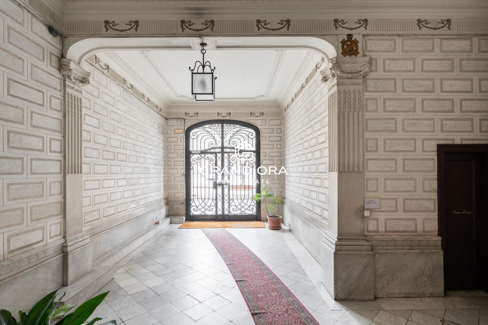 Exclusiva vivienda con carácter clásico en la Diagonal - Imagen 44