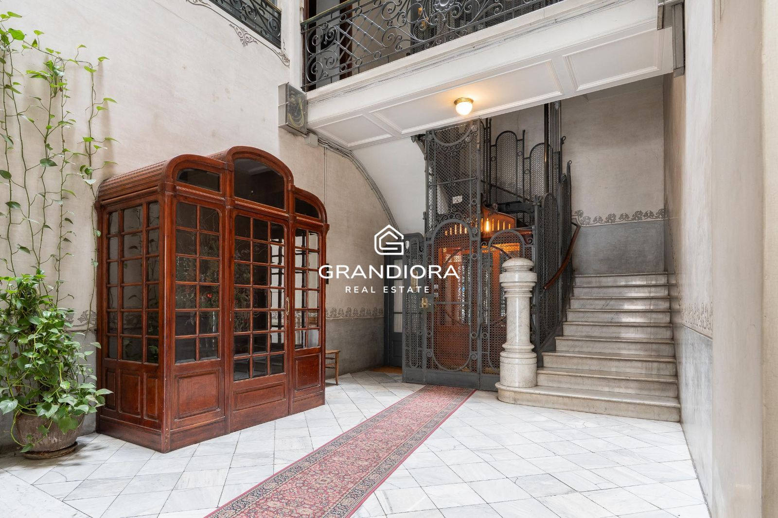 Exclusiva vivienda con carácter clásico en la Diagonal - Imagen 45