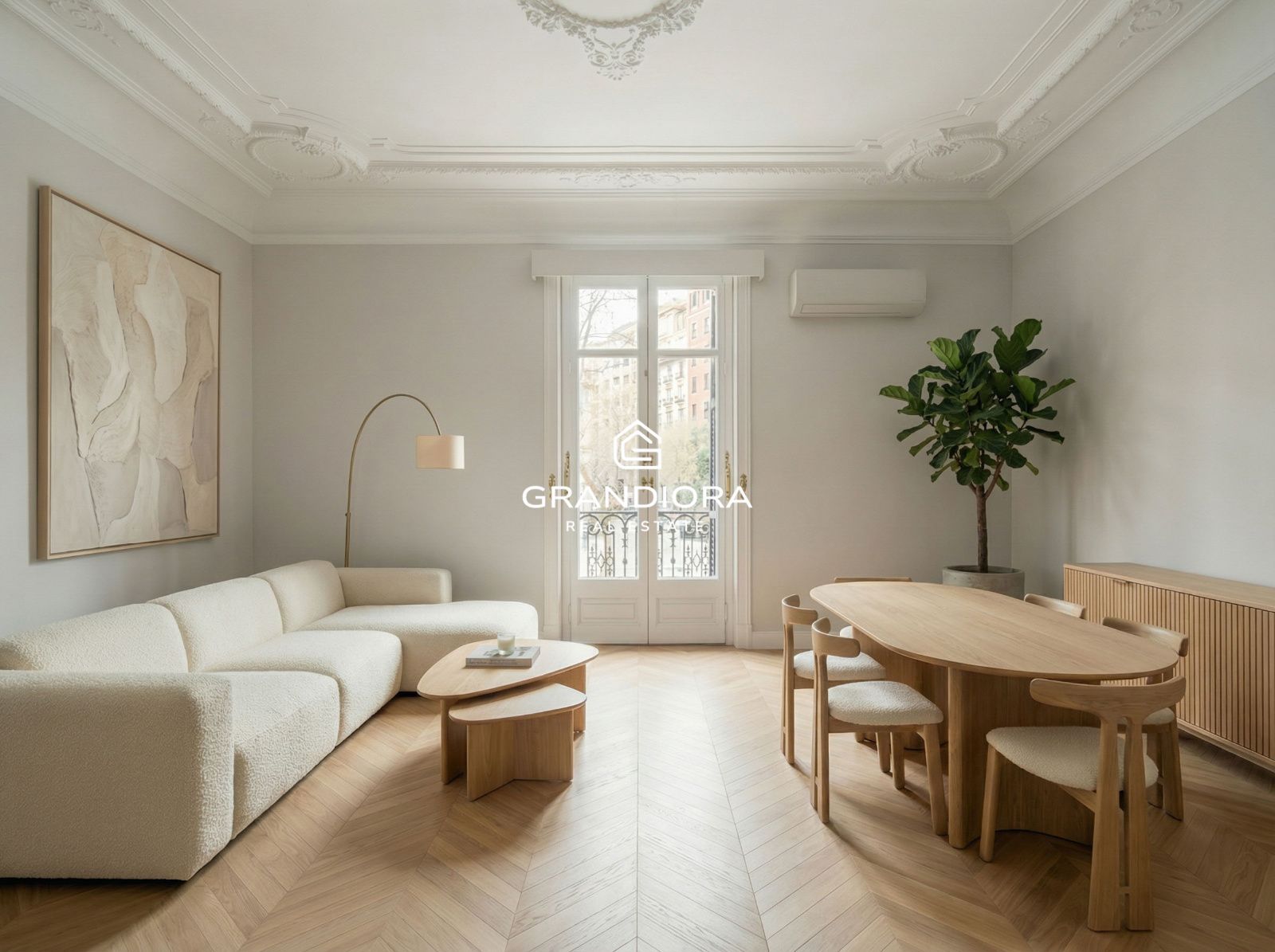 Exclusiva vivienda con carácter clásico en la Diagonal - Imagen 1