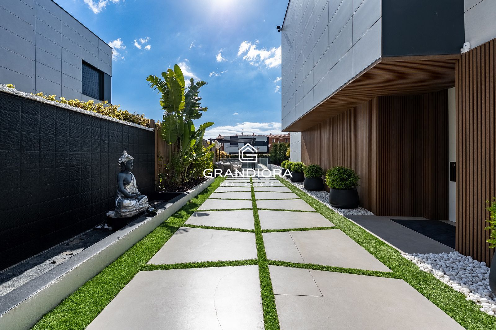 Villa de Lujo con Vistas al Mar, 5 hab. y Piscina Infinity en Sant Andreu de Llavaneres. - Imagen 41