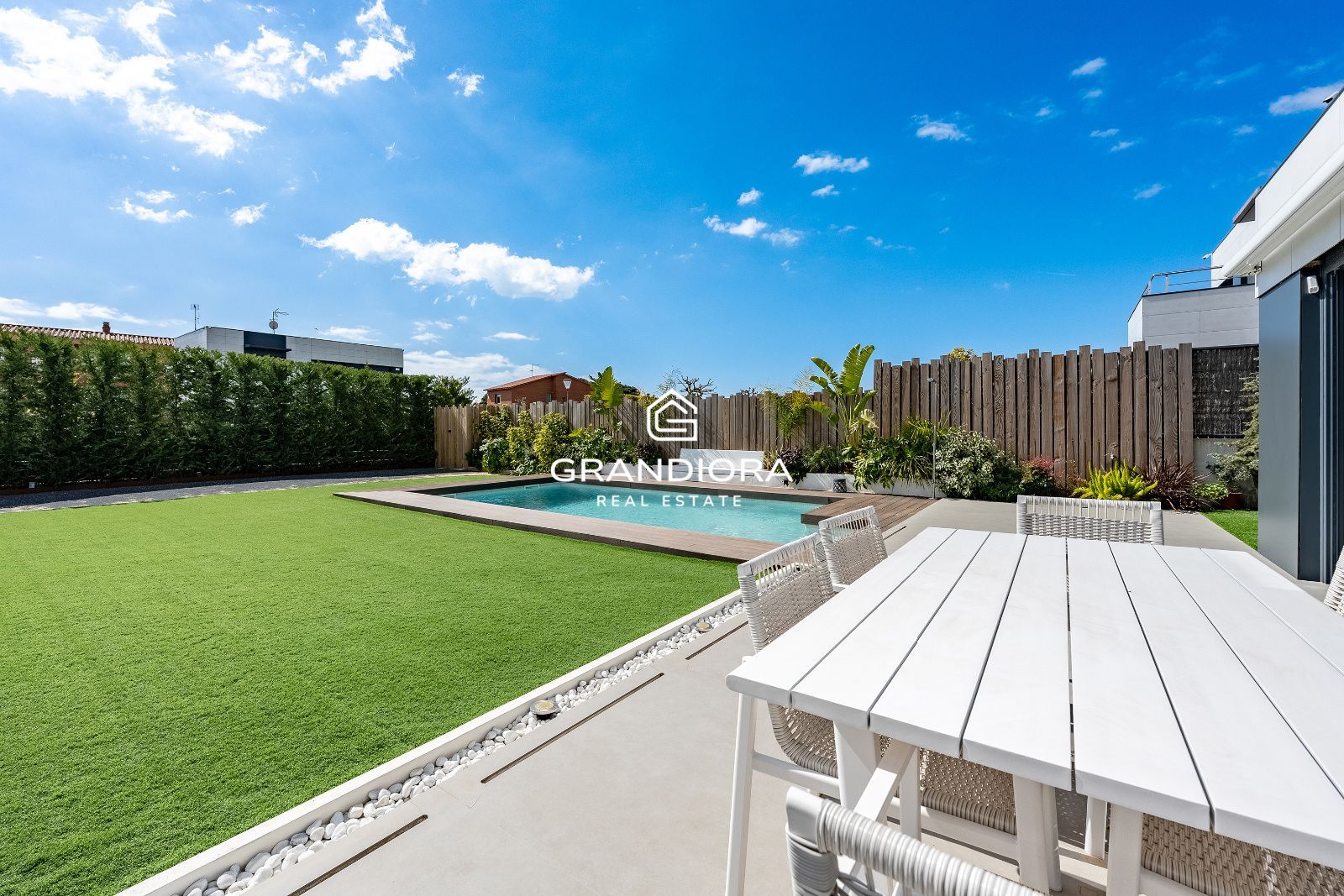Villa de Lujo con Vistas al Mar, 5 hab. y Piscina Infinity en Sant Andreu de Llavaneres. - Imagen 5