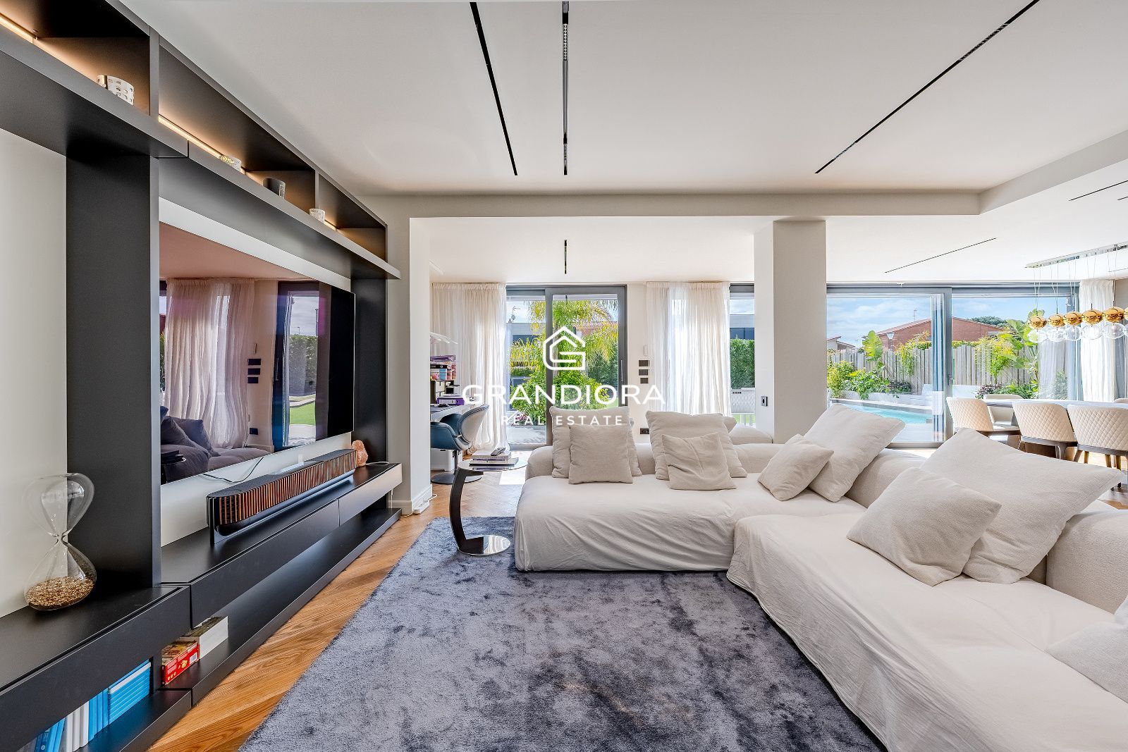 Villa de Lujo con Vistas al Mar, 5 hab. y Piscina Infinity en Sant Andreu de Llavaneres. - Imagen 9