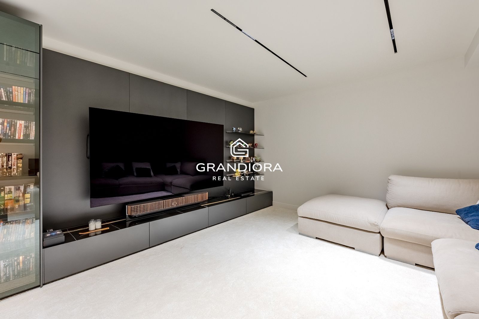 Villa de Lujo con Vistas al Mar, 5 hab. y Piscina Infinity en Sant Andreu de Llavaneres. - Imagen 20