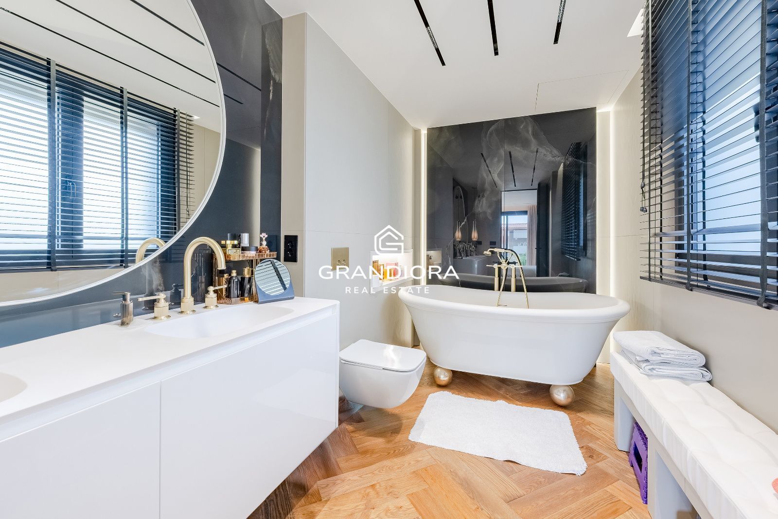 Villa de Lujo con Vistas al Mar, 5 hab. y Piscina Infinity en Sant Andreu de Llavaneres. - Imagen 29