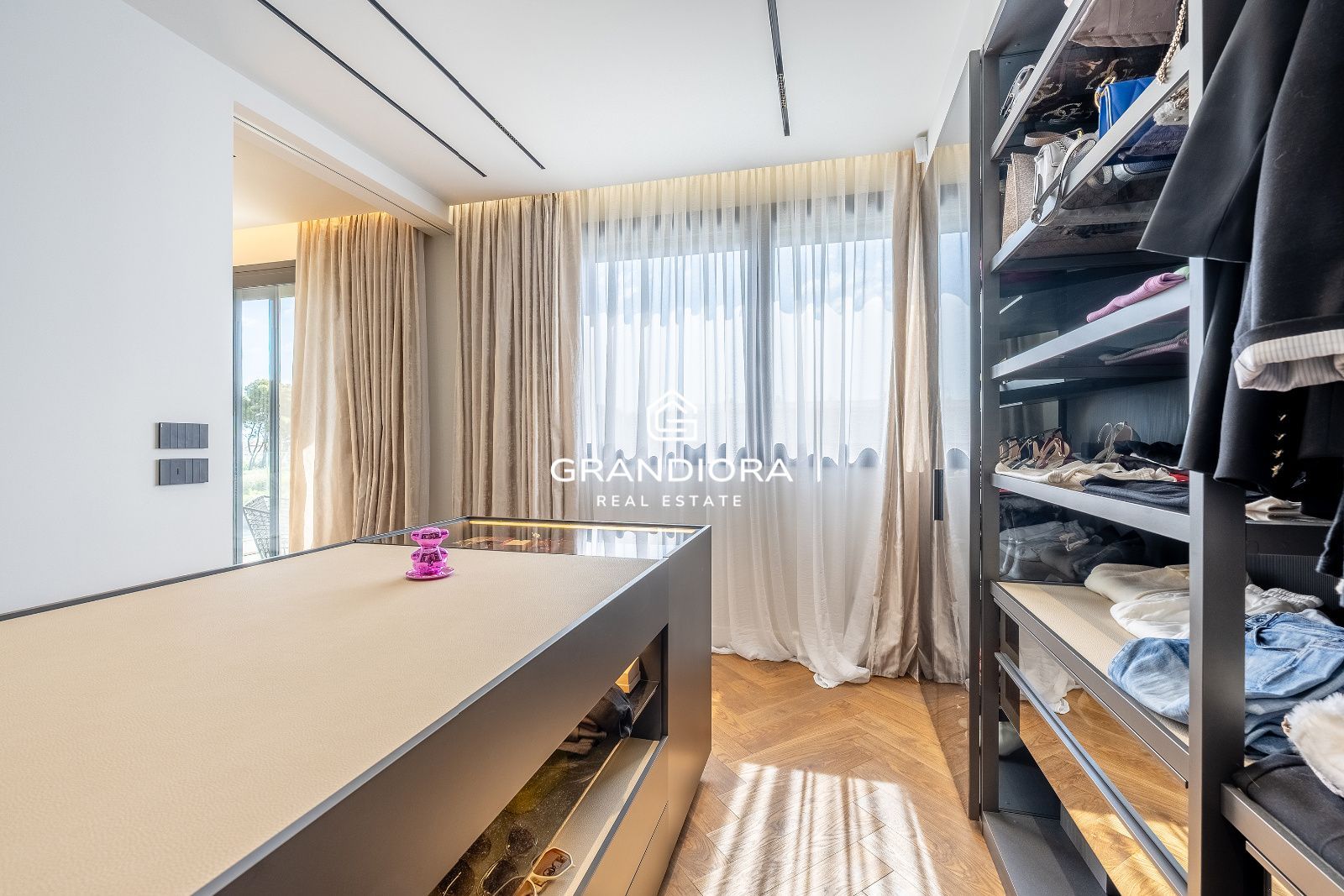 Villa de Lujo con Vistas al Mar, 5 hab. y Piscina Infinity en Sant Andreu de Llavaneres. - Imagen 40