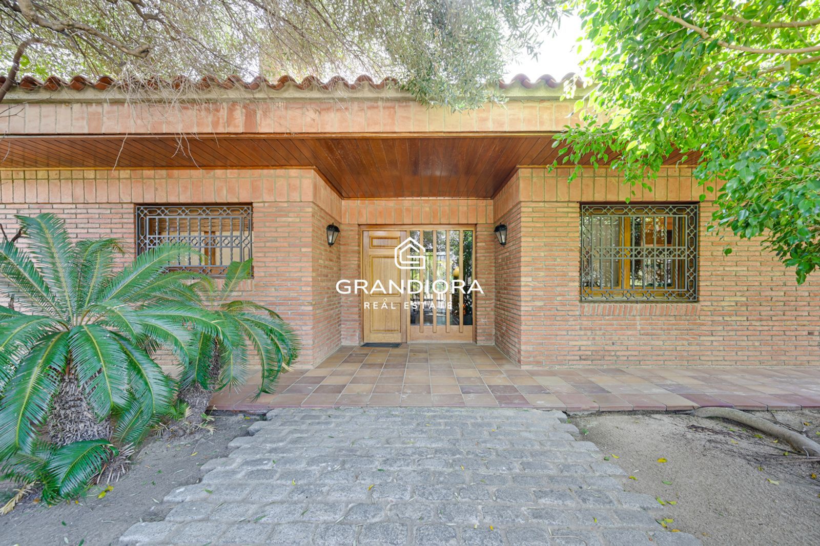 Casa independiente con piscina en el centro de Vilassar de Mar - Imagen 7