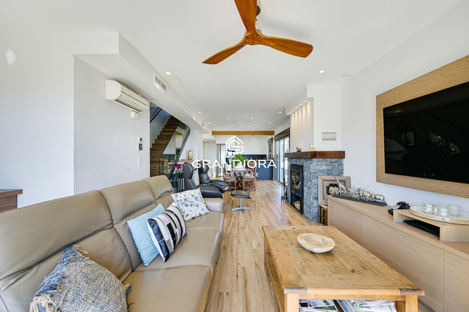 Espectacular Villa de Lujo con Vistas al Mar en Caldes d’Estrac - Imagen 16