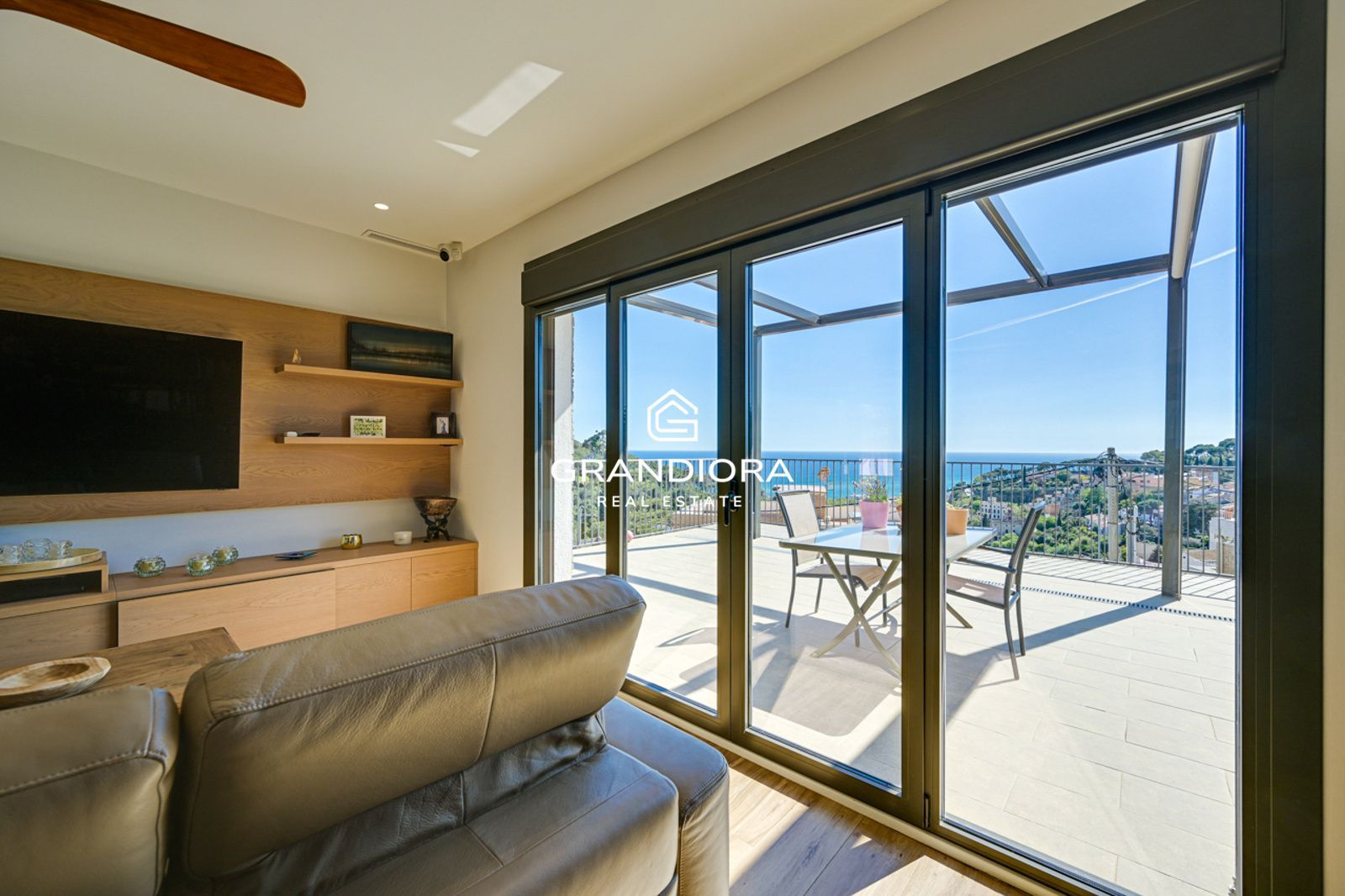 Espectacular Villa de Lujo con Vistas al Mar en Caldes d’Estrac - Imagen 20