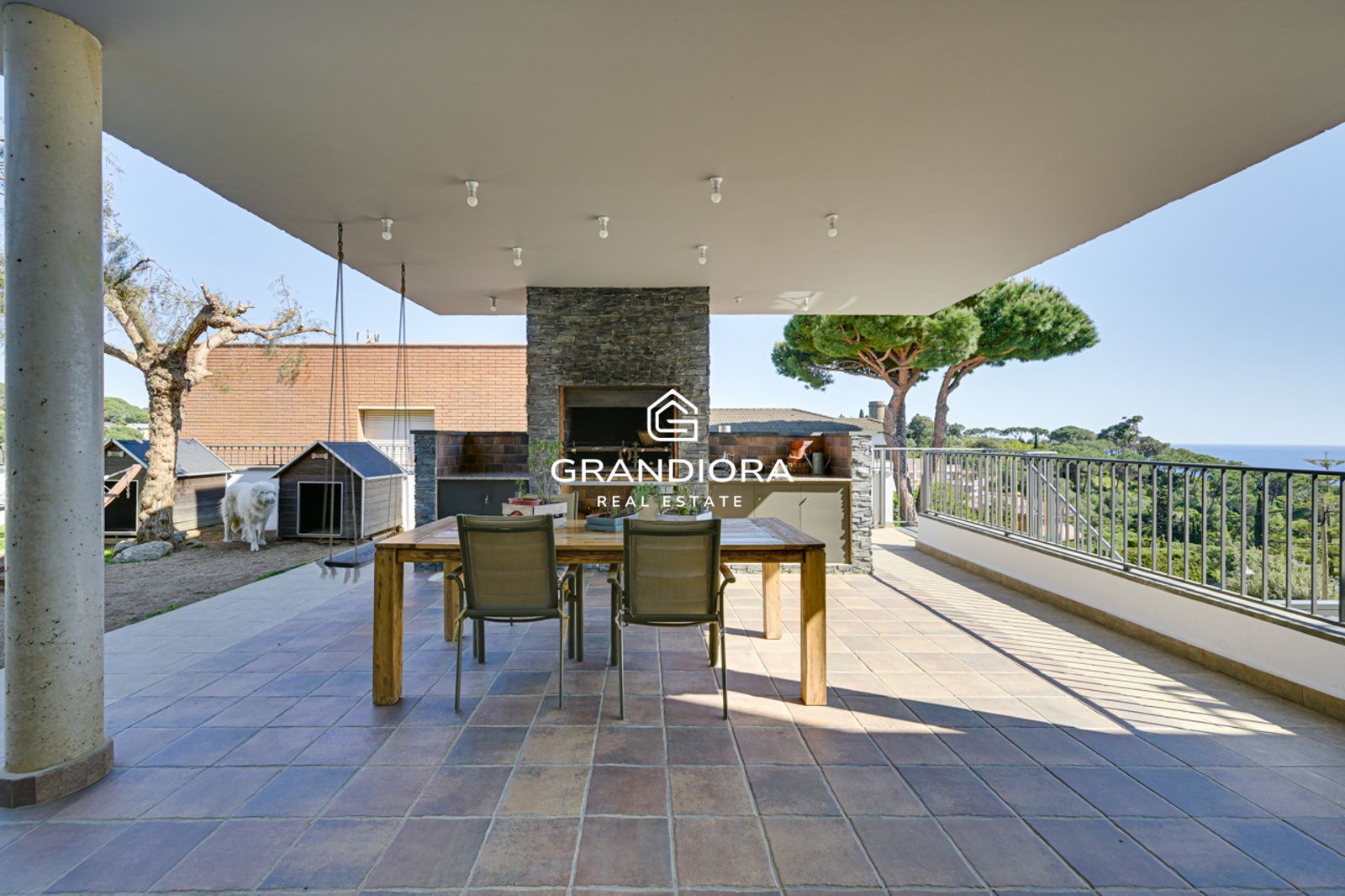 Espectacular Villa de Lujo con Vistas al Mar en Caldes d’Estrac - Imagen 34