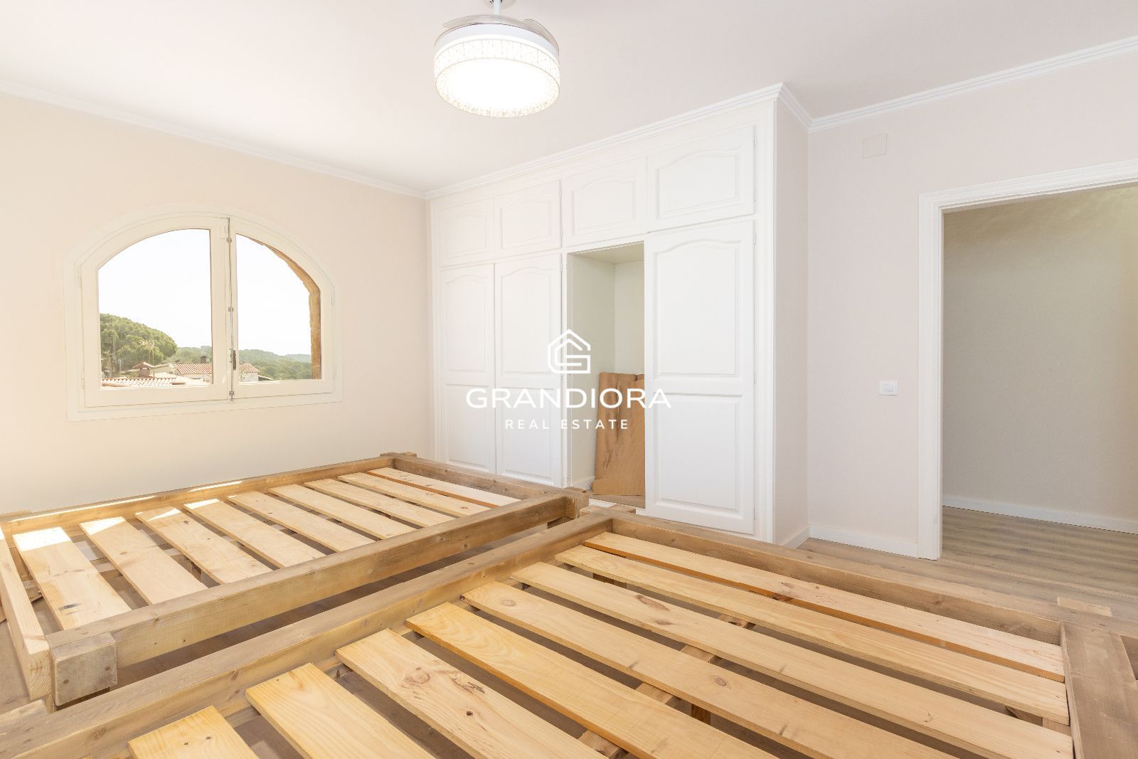Residencia de Alto Valor Patrimonial con vistas al mar en Lloret de Mar - Imagen 33