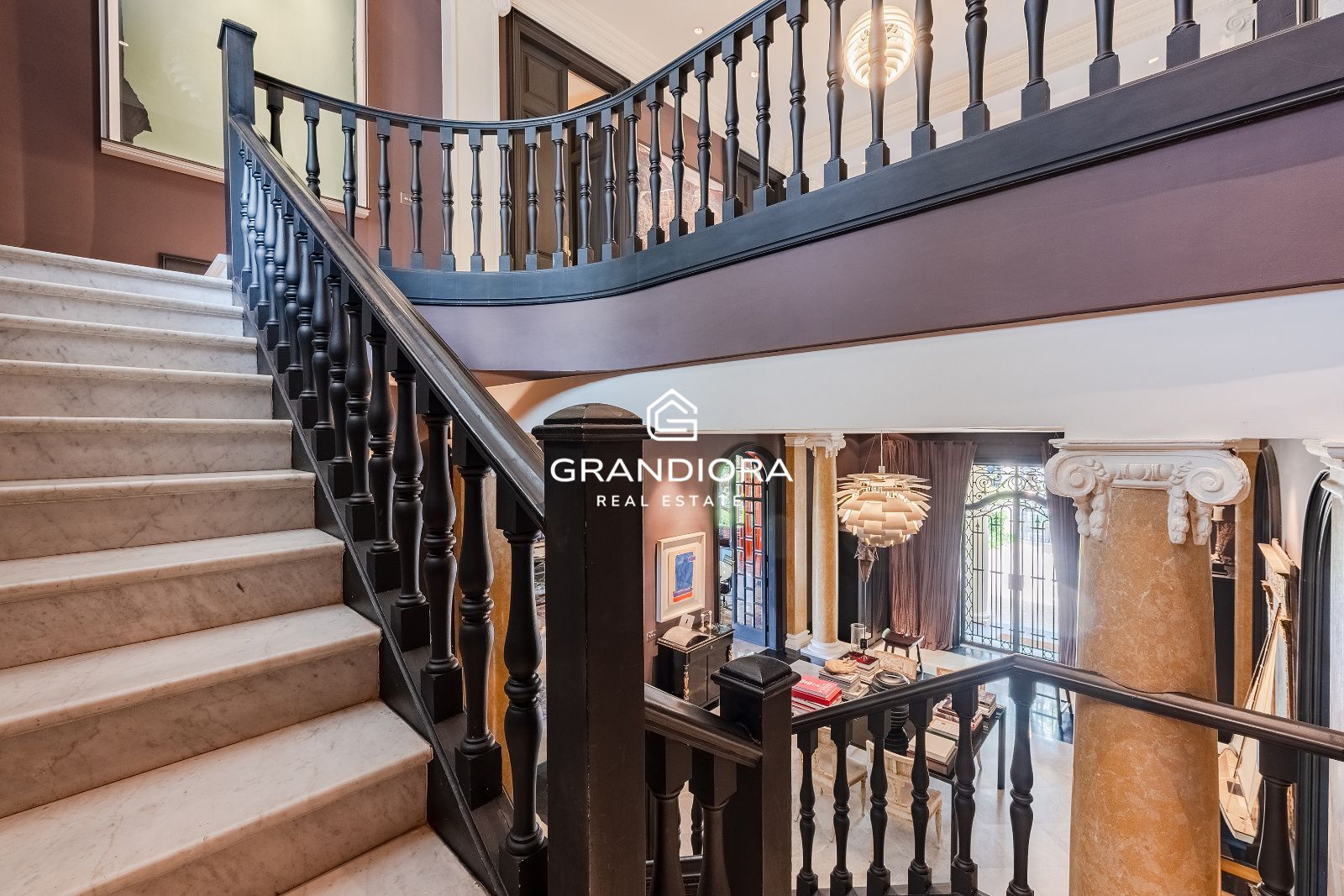 Villa de lujo de más de 1.000 m² en parcela de 5.000 m² con piscina y casa anexa - Imagen 22