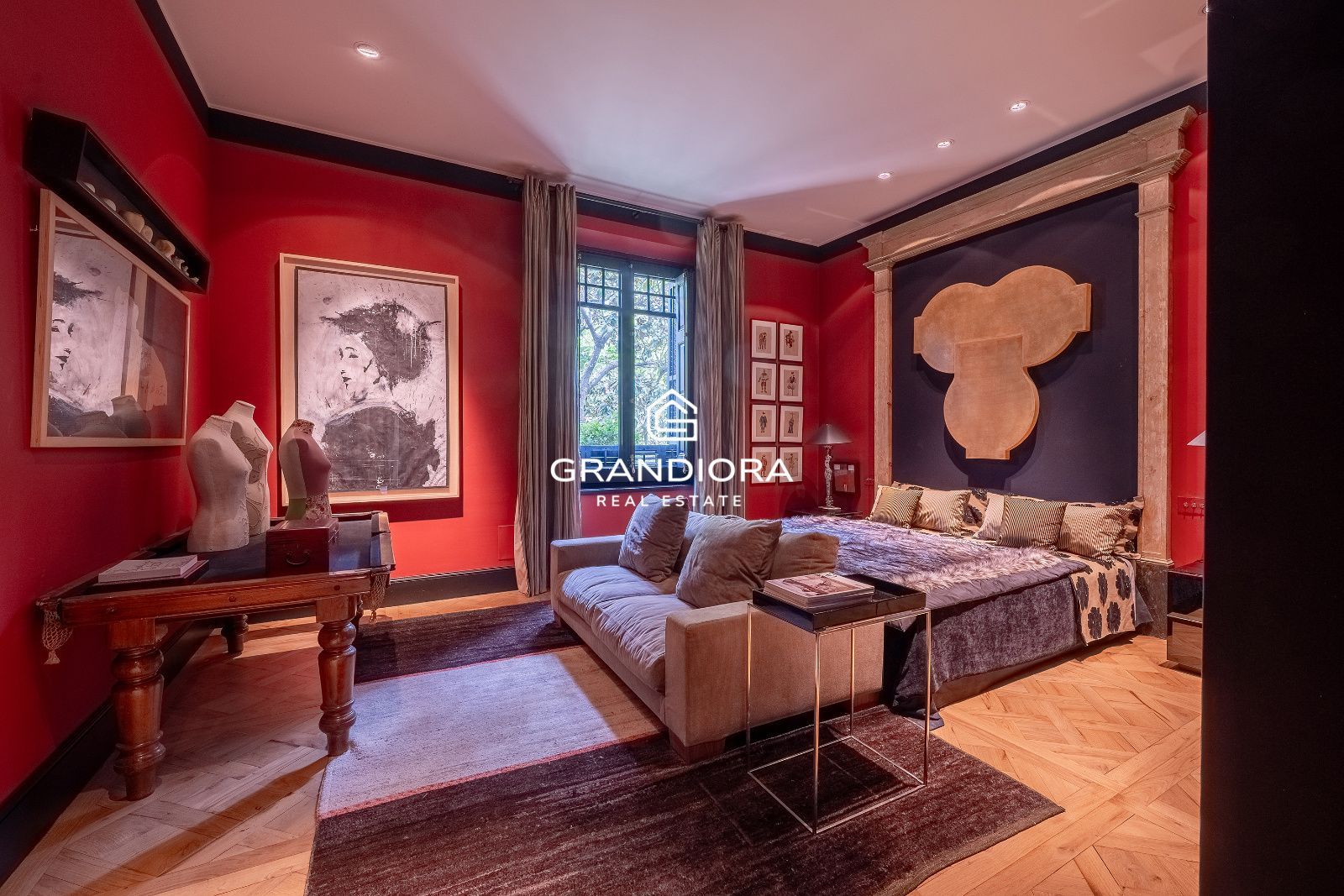 Villa de lujo de más de 1.000 m² en parcela de 5.000 m² con piscina y casa anexa - Imagen 28