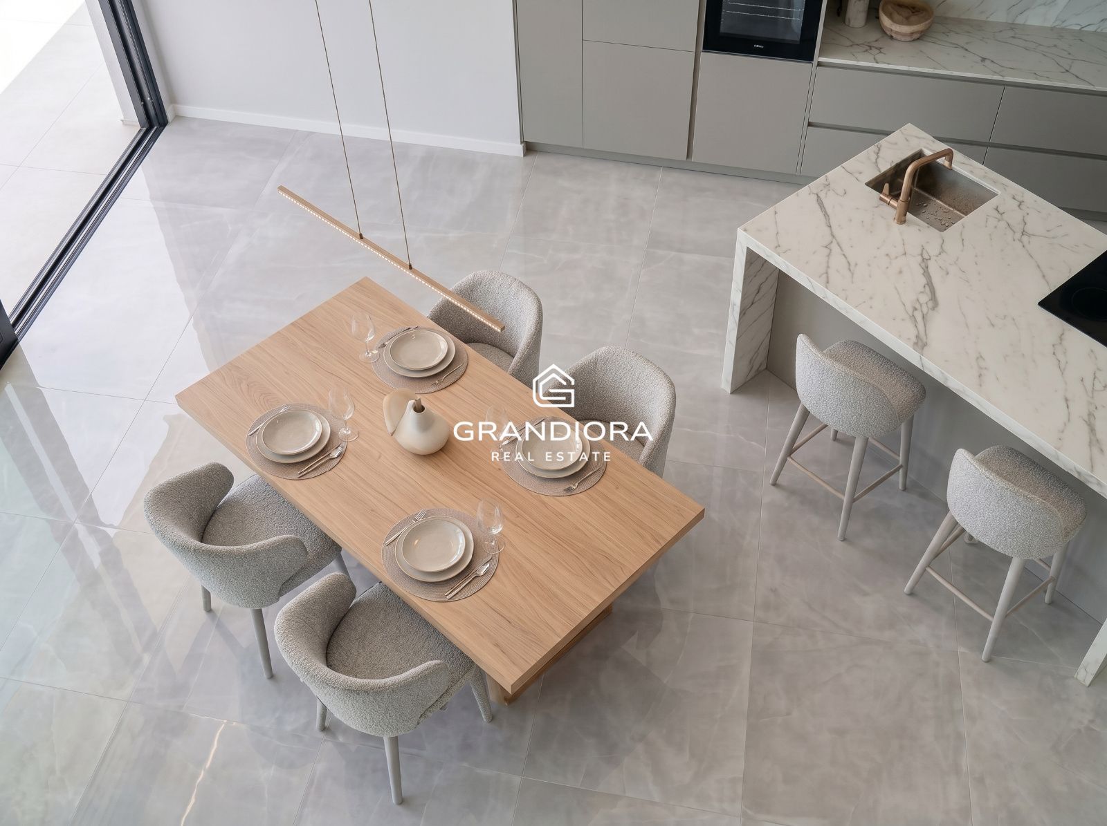 Villa con piscina infinity y vistas al mar en venta en Maresme - Imagen 8