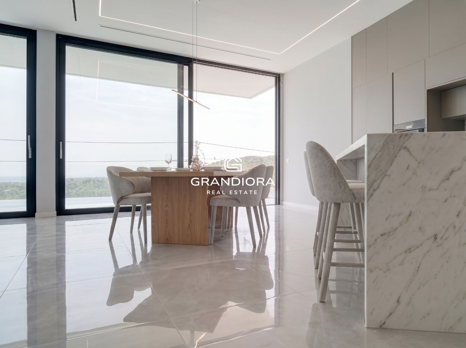 Villa con piscina infinity y vistas al mar en venta en Maresme - Imagen 9