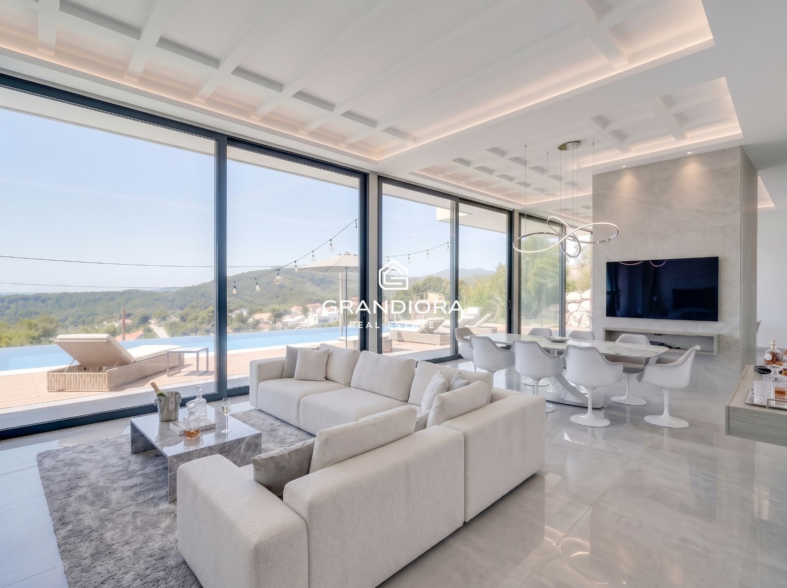 Villa con piscina infinity y vistas al mar en venta en Maresme - Imagen 5