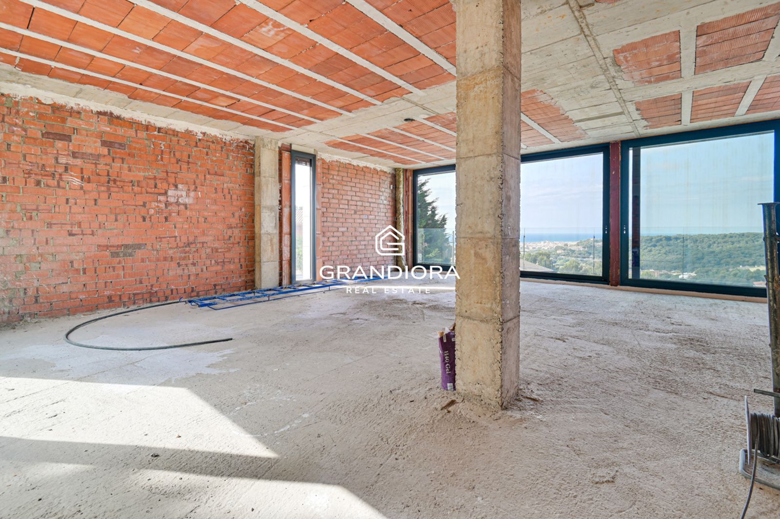 Villa con piscina infinity y vistas al mar en venta en Maresme - Imagen 20