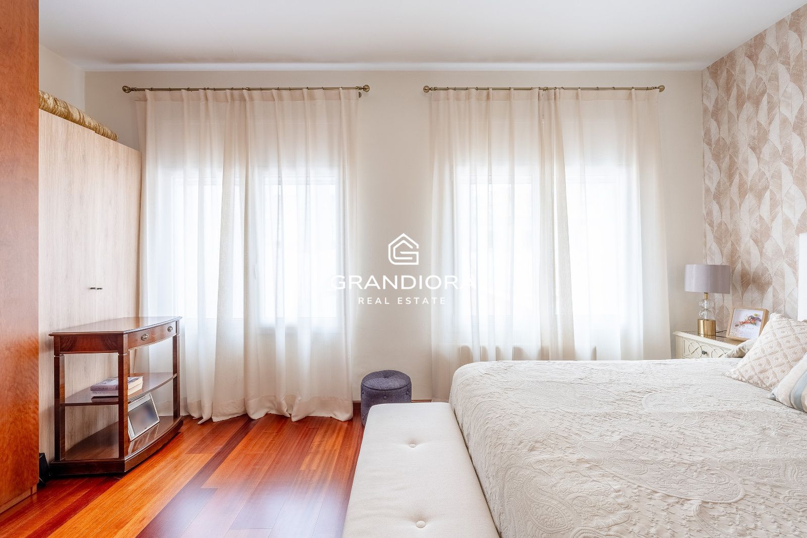 Casa adosada con terraza y vistas al mar en El Masnou - Imagen 23
