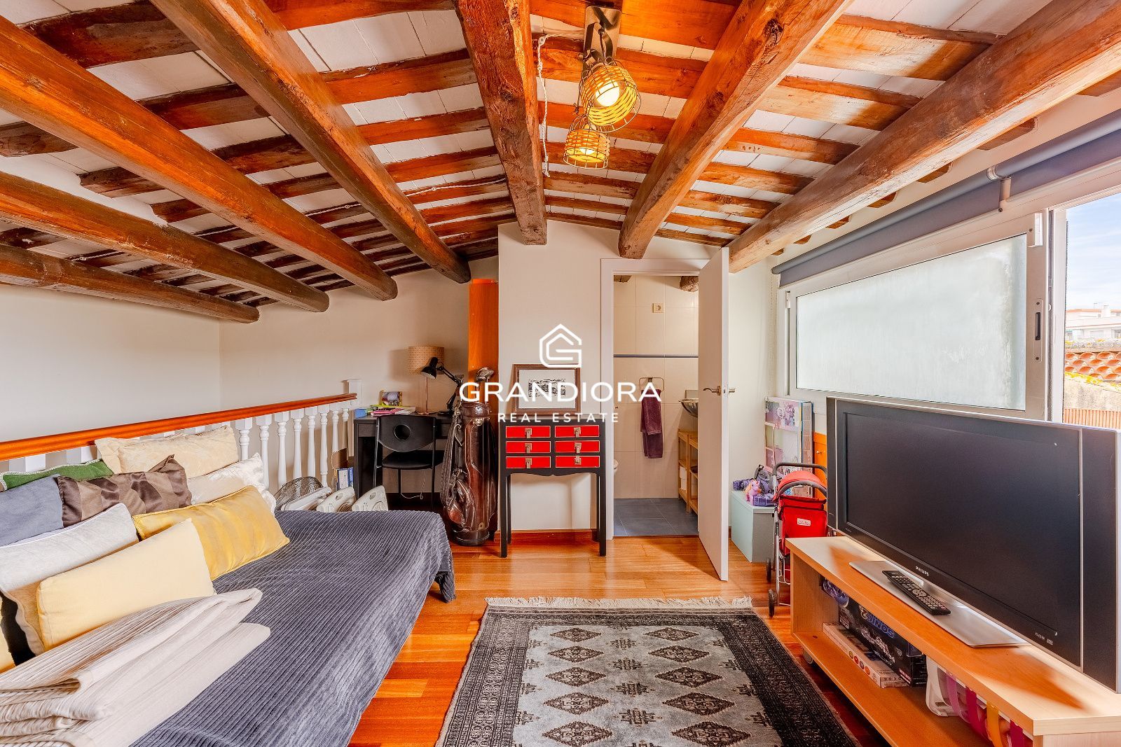 Casa adosada con terraza y vistas al mar en El Masnou - Imagen 39