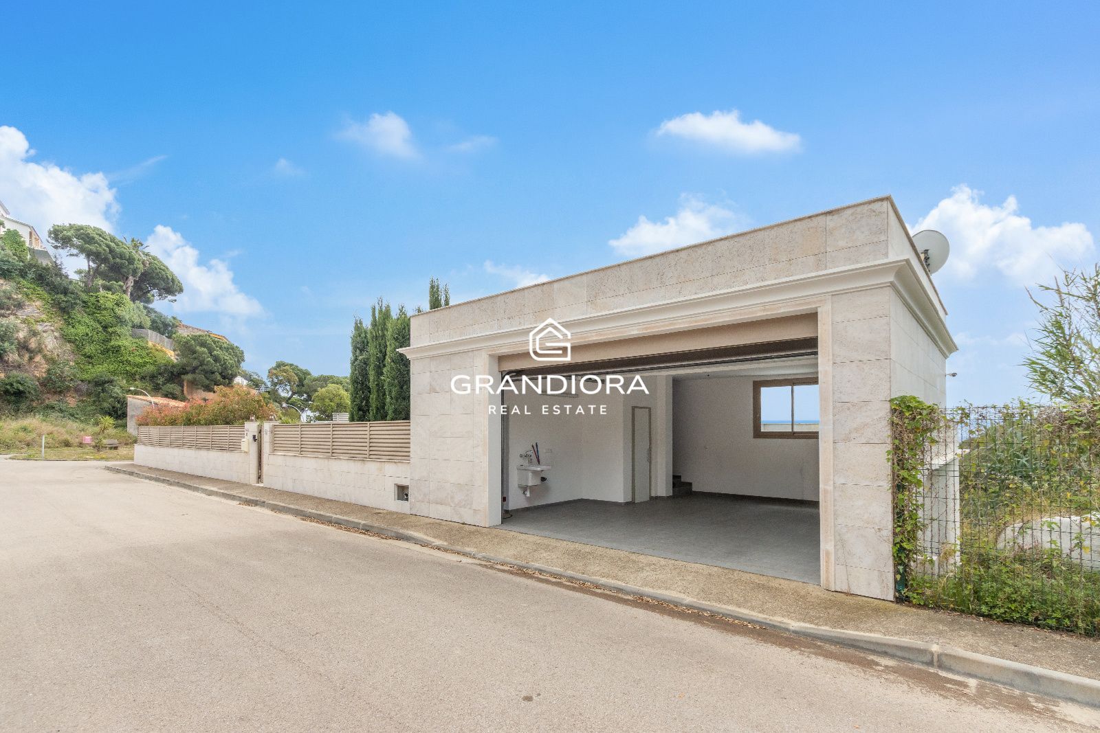 Villa de lujo con licencia turística y vistas al mar en Tossa de Mar - Imagen 48