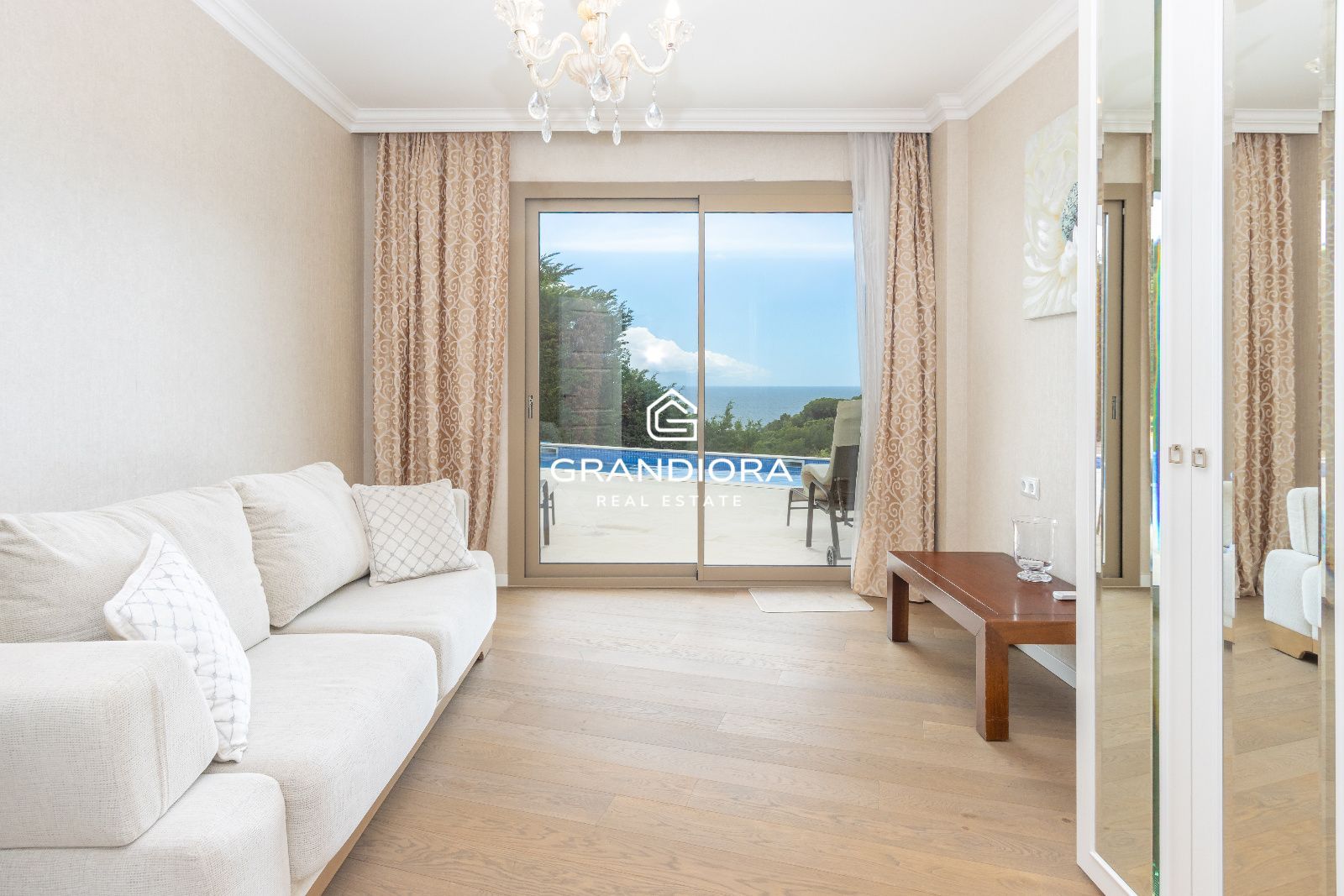 Villa de lujo con licencia turística y vistas al mar en Tossa de Mar - Imagen 30