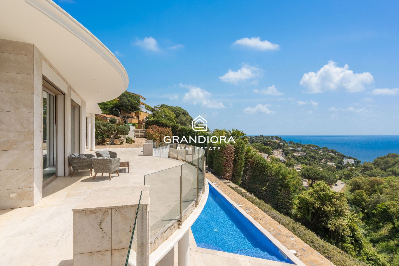 Villa de lujo con licencia turística y vistas al mar en Tossa de Mar - Imagen 47