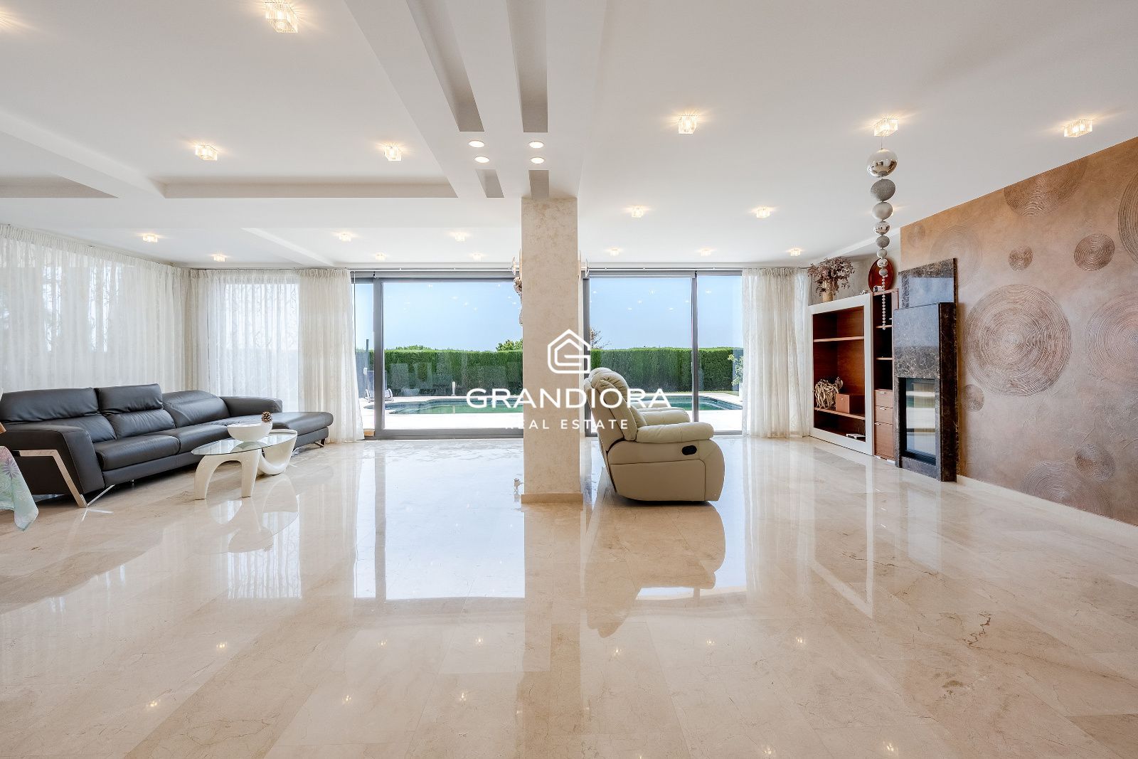 Villa de lujo con vistas al mar en Can Teixidó - Imagen 8