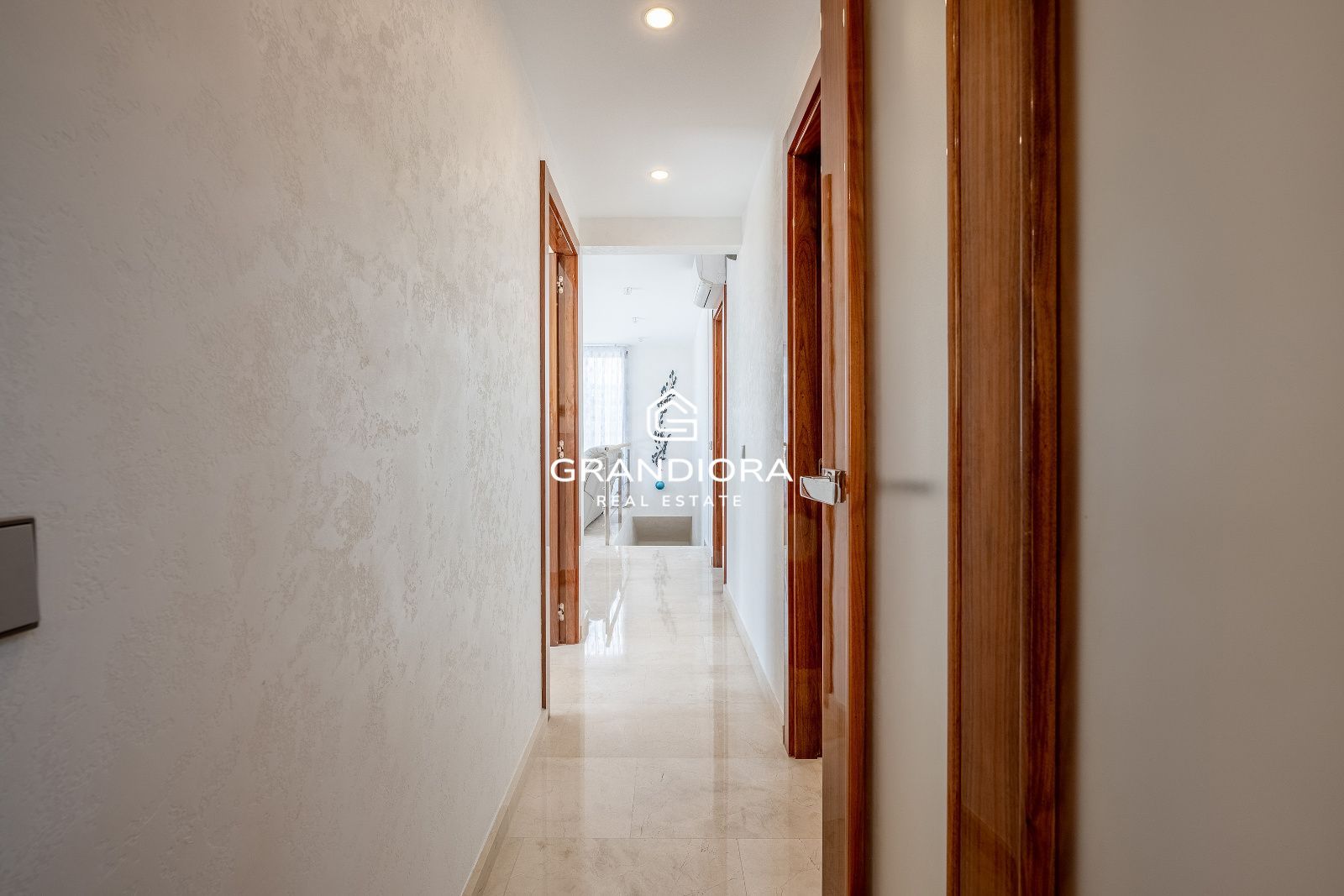 Villa de lujo con vistas al mar en Can Teixidó - Imagen 15