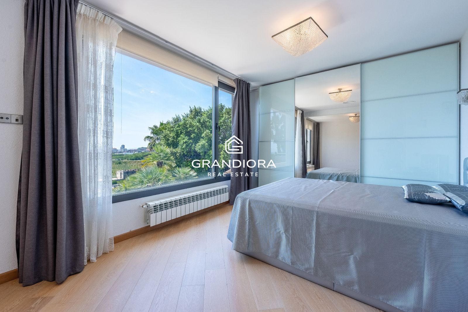 Villa de lujo con vistas al mar en Can Teixidó - Imagen 26