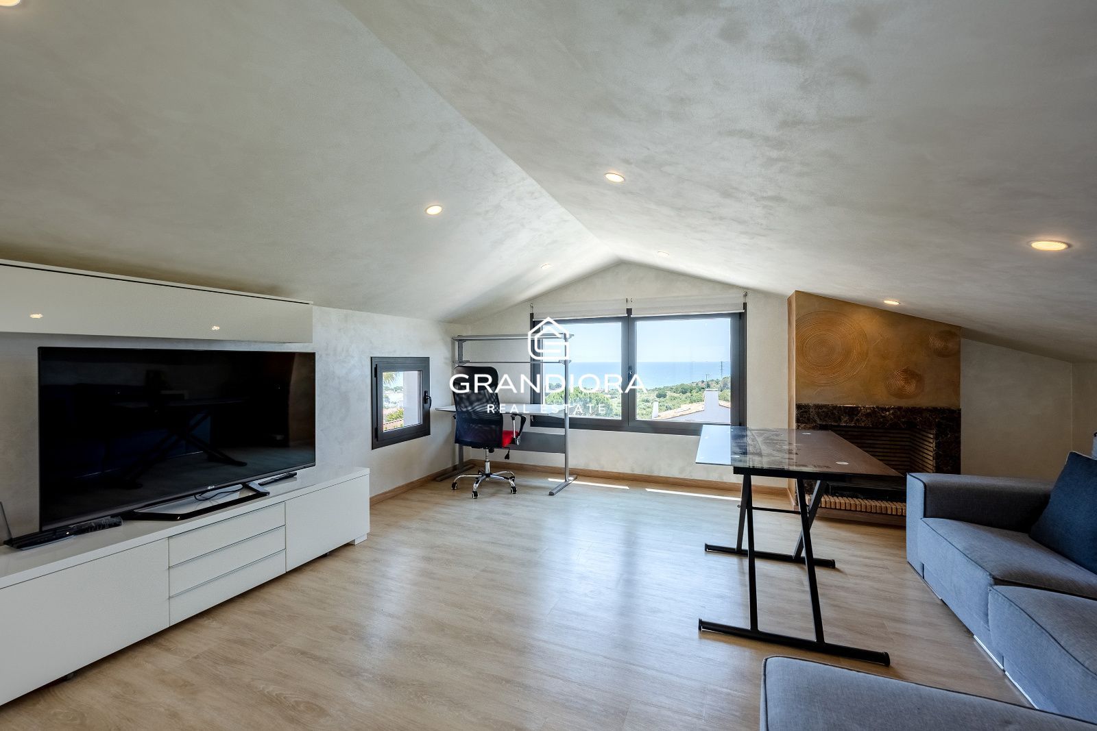 Villa de lujo con vistas al mar en Can Teixidó - Imagen 47