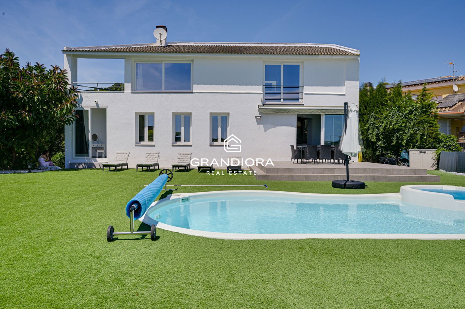 Villa con Licencia Turistica, Vistas al Mar, Piscina Climatizada y Jacuzzi - Imagen 65