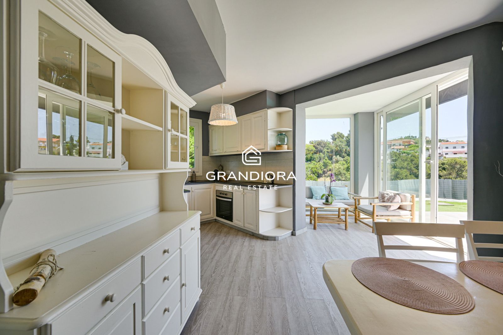 Villa con Licencia Turistica, Vistas al Mar, Piscina Climatizada y Jacuzzi - Imagen 5