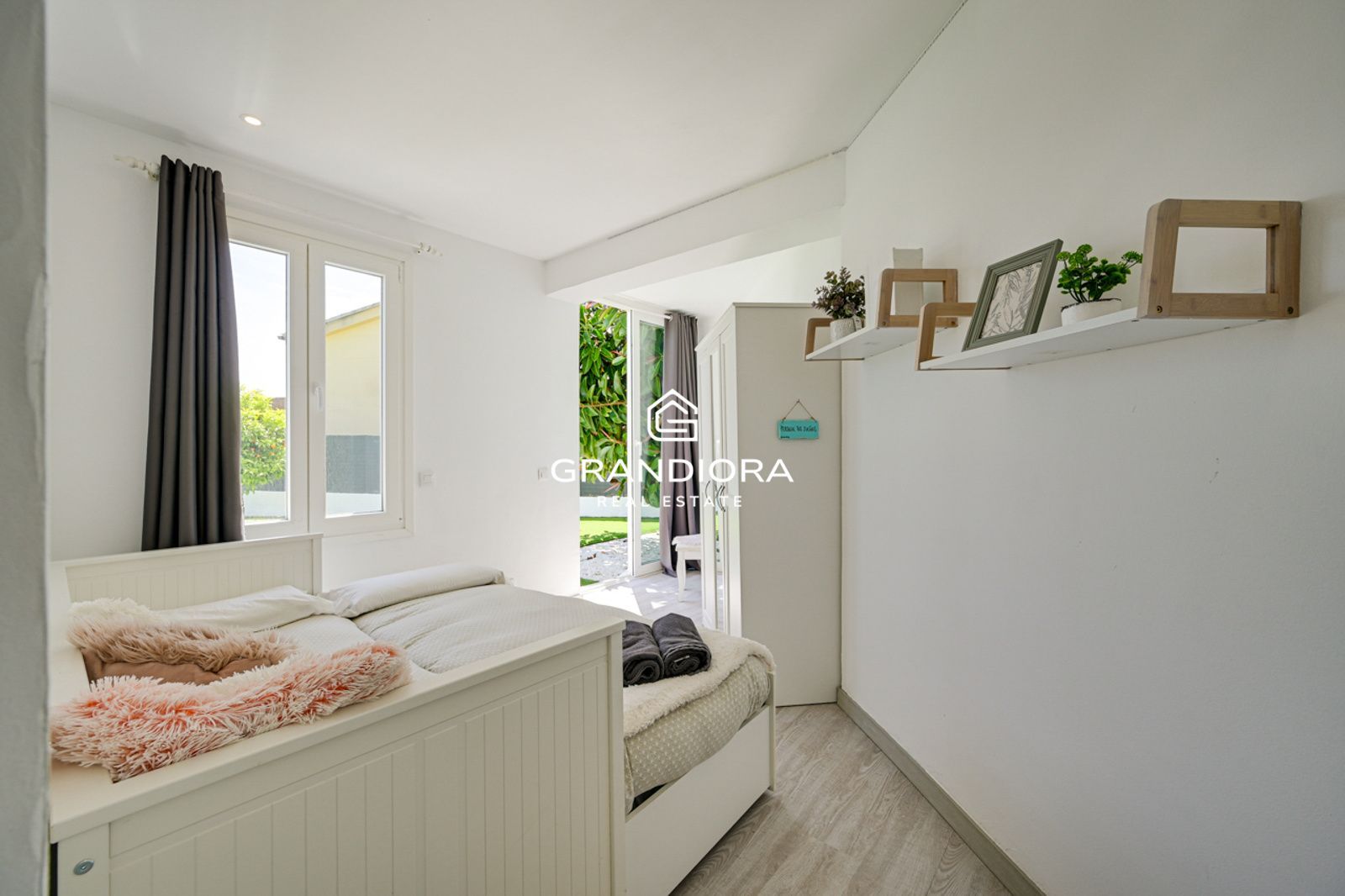 Villa con Licencia Turistica, Vistas al Mar, Piscina Climatizada y Jacuzzi - Imagen 26