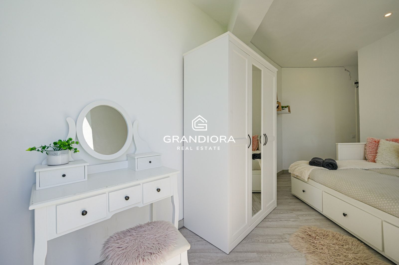 Villa con Licencia Turistica, Vistas al Mar, Piscina Climatizada y Jacuzzi - Imagen 29