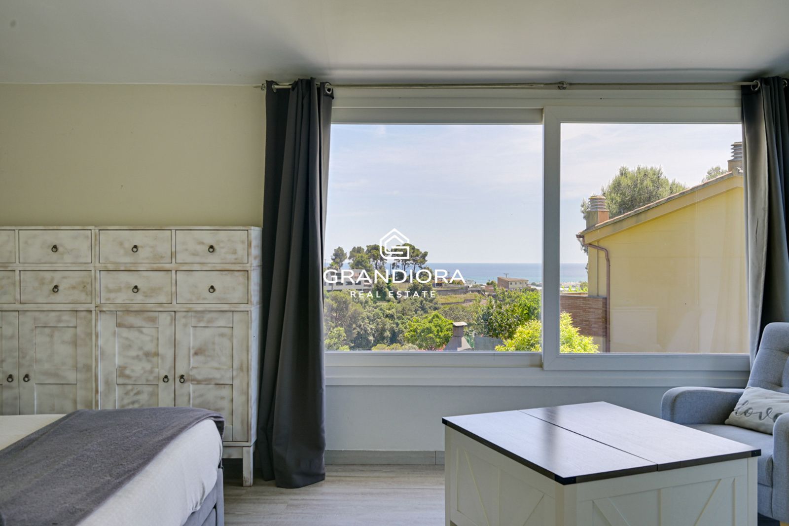 Villa con Licencia Turistica, Vistas al Mar, Piscina Climatizada y Jacuzzi - Imagen 35