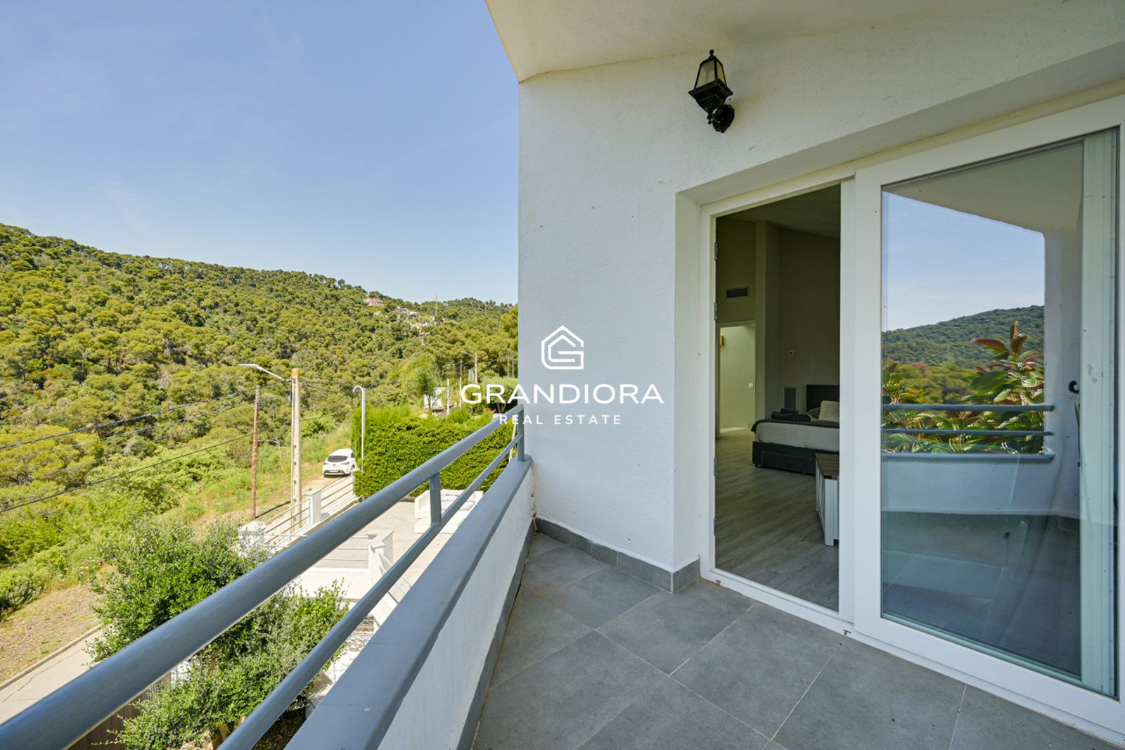 Villa con Licencia Turistica, Vistas al Mar, Piscina Climatizada y Jacuzzi - Imagen 38