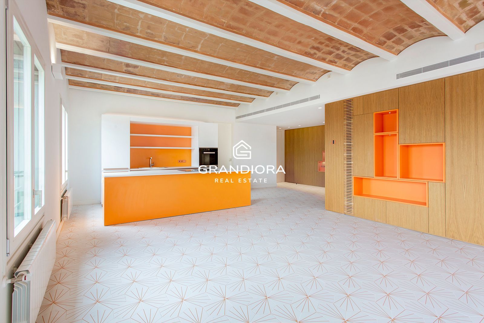 Ático de Autor con Terraza Privada y Wellness Resort en Dreta de l’Eixample - Imagen 11