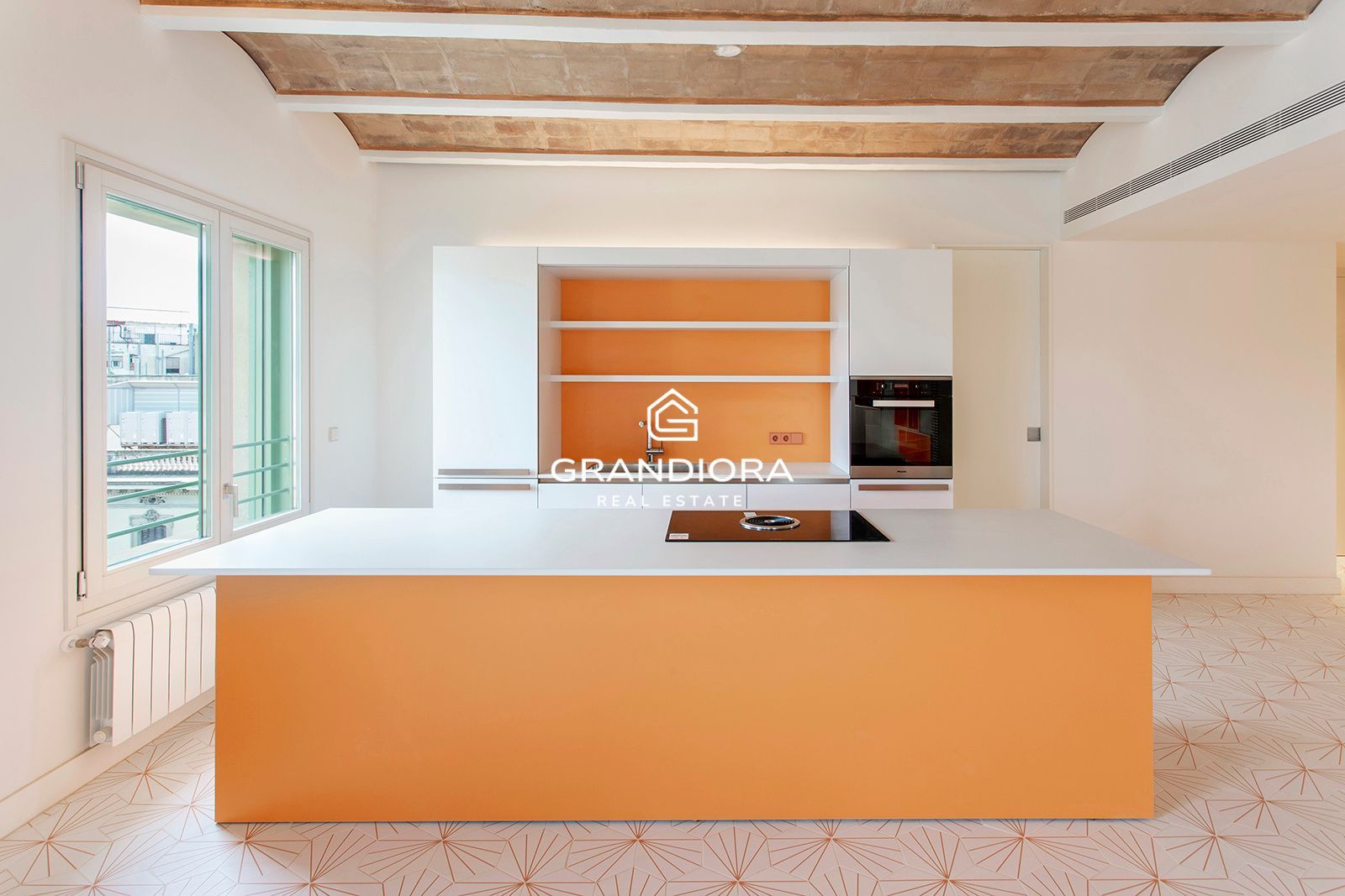 Ático de Autor con Terraza Privada y Wellness Resort en Dreta de l’Eixample - Imagen 12