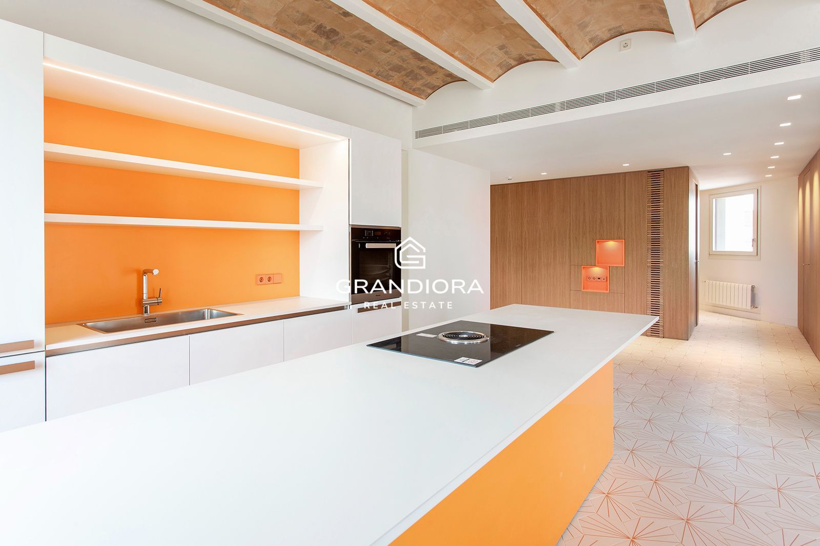 Ático de Autor con Terraza Privada y Wellness Resort en Dreta de l’Eixample - Imagen 13